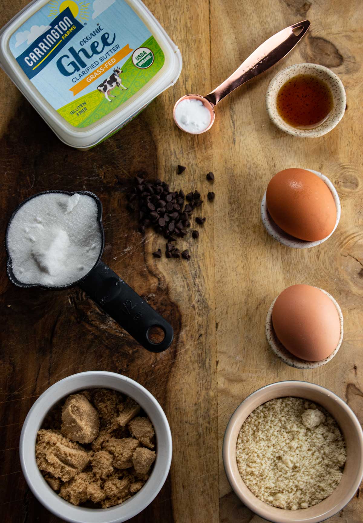 a picture of all the ingredients you will need for these almond flour chocolate chip cookies without butter recipe