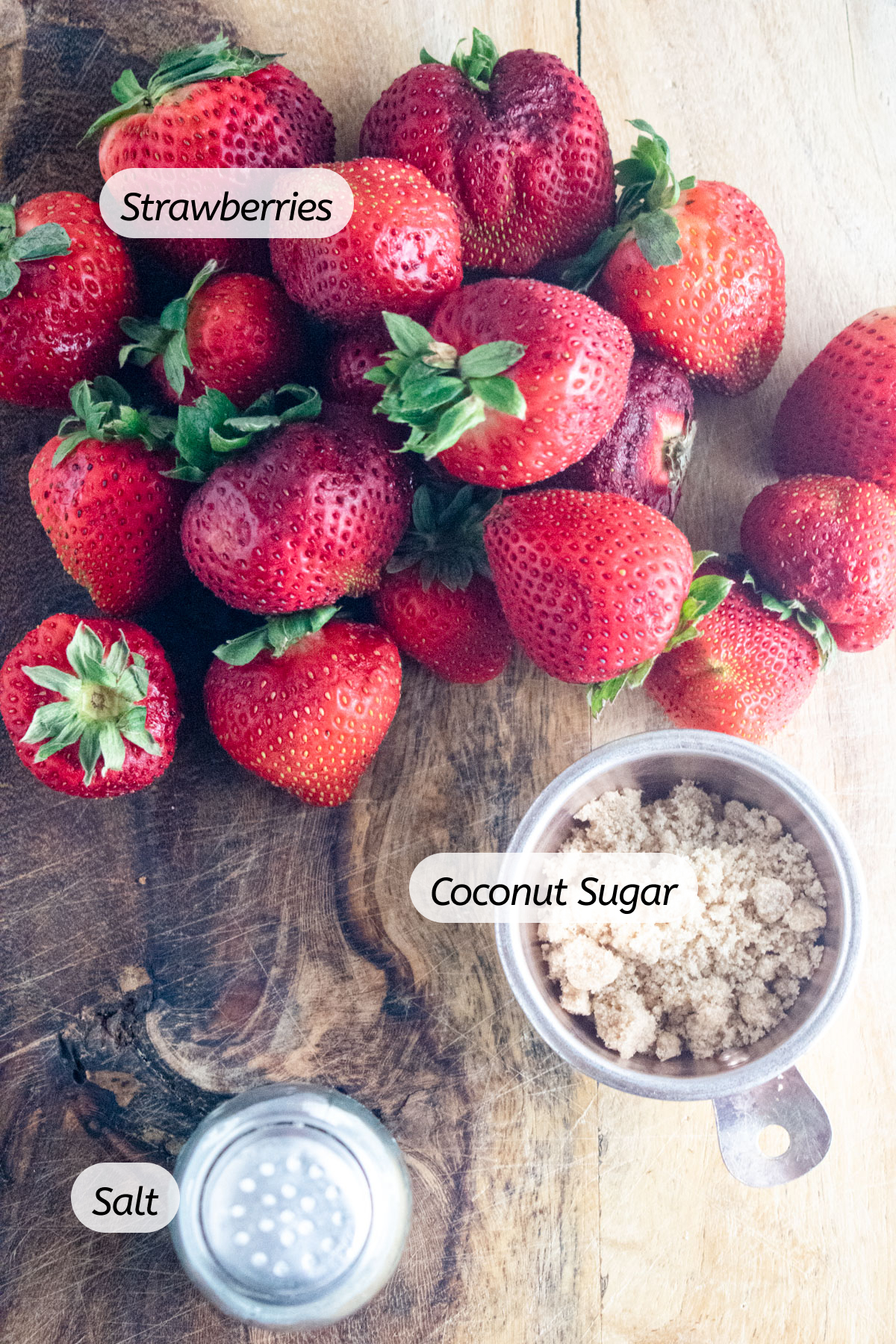 The ingredients needed to make this recipe with labels included.