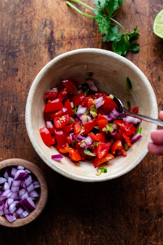 salsa ingredients for vegetarian sheet pan nachos